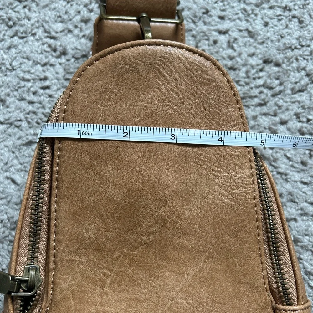 Pink Lily Tan Crossbody Bag